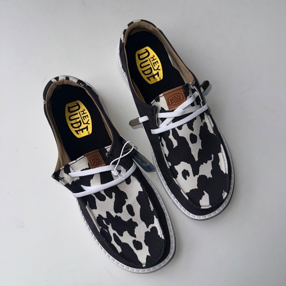 HEY DUDE New $65 Womens 8 Black White Wendy Animal Cow Print Causal Shoes Box#49 - Picture 3 of 6